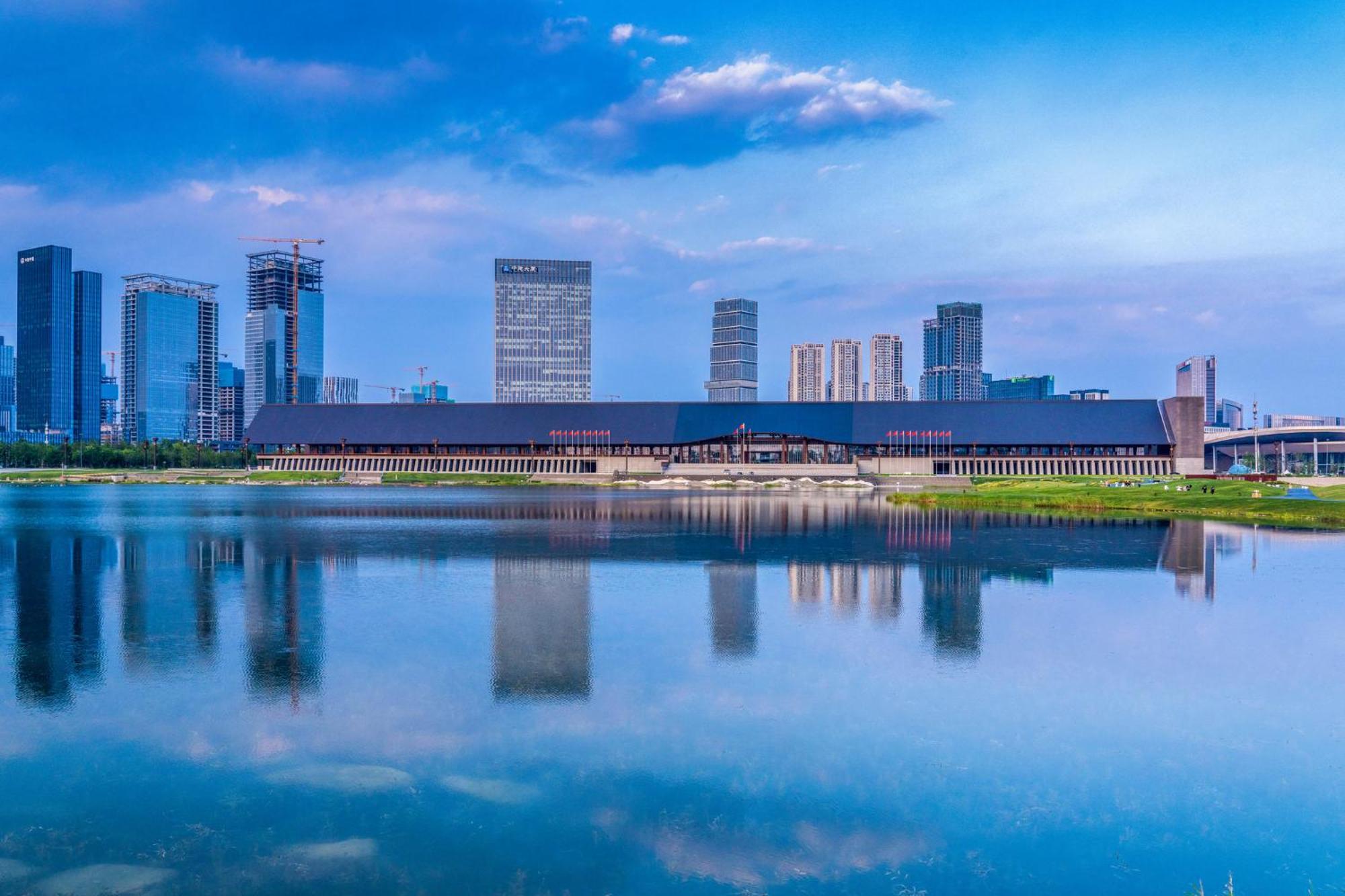 Holiday Inn Chengdu Qinhuang By Ihg Zewnętrze zdjęcie